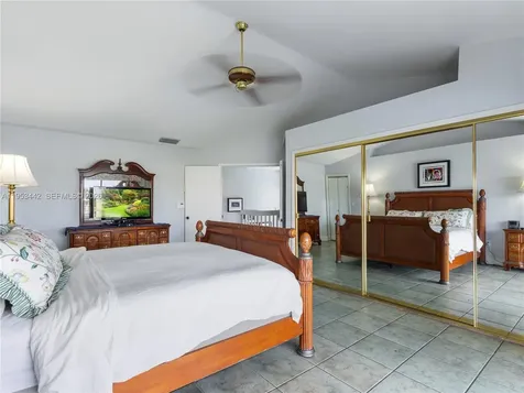 10465 NW 46th Street Doral FL 33178