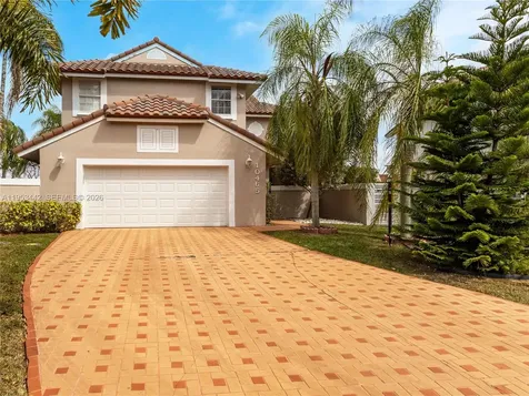 10465 NW 46th Street Doral FL 33178