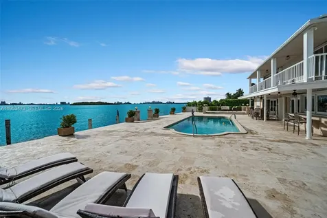 1990 NE 119th Road North Miami FL 33181
