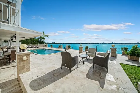 1990 NE 119th Road North Miami FL 33181