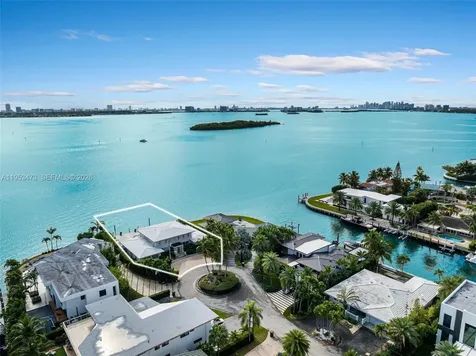 1990 NE 119th Road North Miami FL 33181