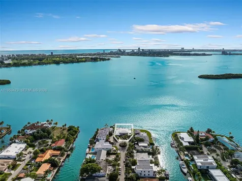 1990 NE 119th Road North Miami FL 33181