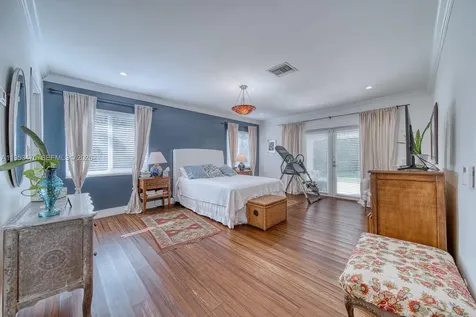 9750 SW 96 Court Miami FL 33176