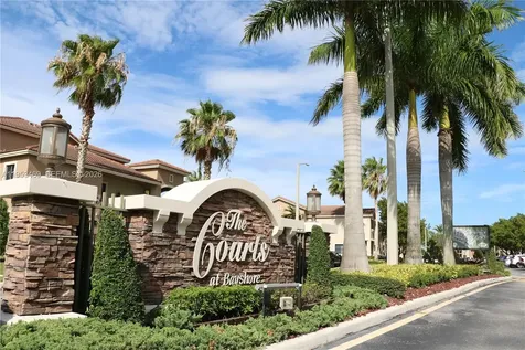 22501 SW 88th Place Cutler Bay FL 33190