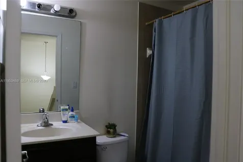 22501 SW 88th Place Cutler Bay FL 33190