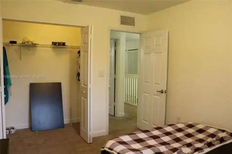 22501 SW 88th Place Cutler Bay FL 33190