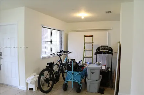 22501 SW 88th Place Cutler Bay FL 33190