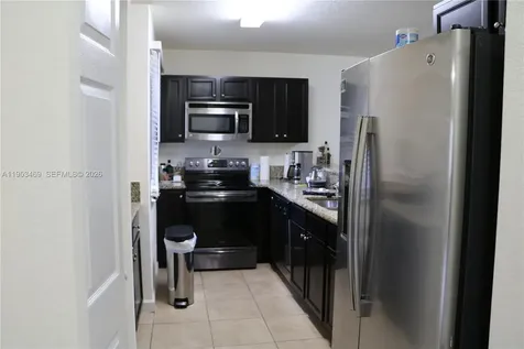 22501 SW 88th Place Cutler Bay FL 33190