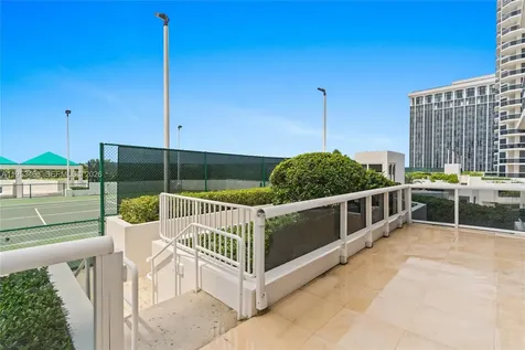 4775 Collins Avenue Miami Beach FL 33140