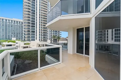 4775 Collins Avenue Miami Beach FL 33140