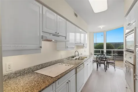 4775 Collins Avenue Miami Beach FL 33140