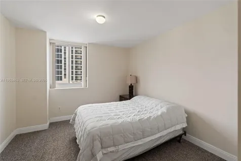 4775 Collins Avenue Miami Beach FL 33140
