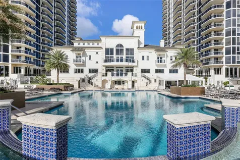 4775 Collins Avenue Miami Beach FL 33140