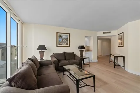 4775 Collins Avenue Miami Beach FL 33140