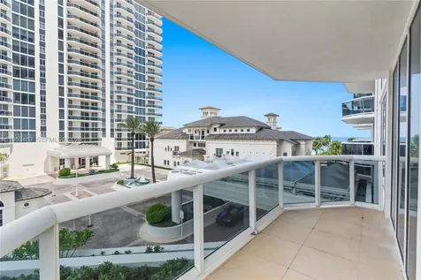 4775 Collins Avenue Miami Beach FL 33140