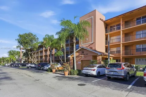 571 SW 141st Avenue Pembroke Pines FL 33027