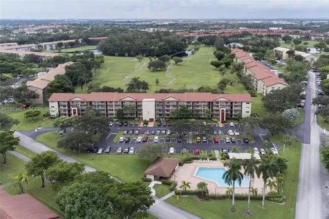 571 SW 141st Avenue Pembroke Pines FL 33027