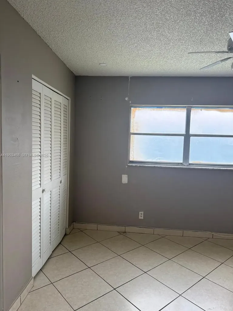 2905 Pierce Street Hollywood FL 33020