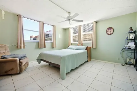410 NW 68th Avenue Plantation FL 33317
