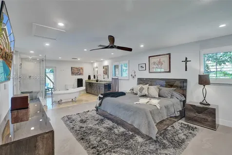 1237 Garfield Street Hollywood FL 33019
