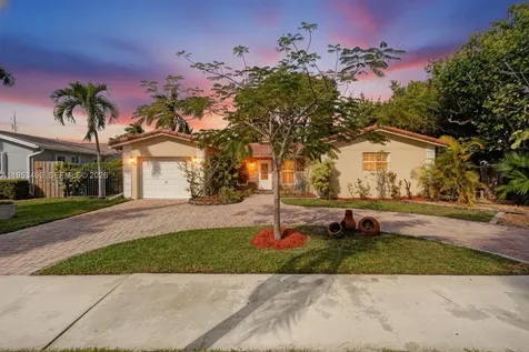 1237 Garfield Street Hollywood FL 33019