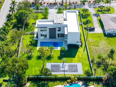 7301 SW 173rd Street Palmetto Bay FL 33157