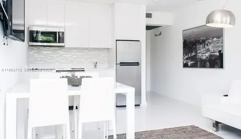 801 15th Street Miami Beach FL 33139