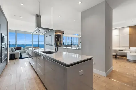 18501 Collins Avenue Sunny Isles Beach FL 33160
