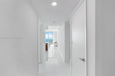 485 Brickell Avenue Miami FL 33131