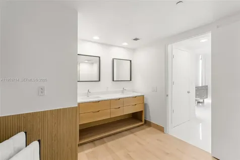 485 Brickell Avenue Miami FL 33131