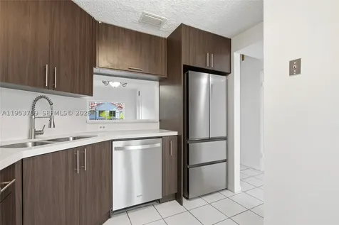 10026 Hammocks Boulevard Miami FL 33196