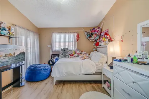 10026 Hammocks Boulevard Miami FL 33196