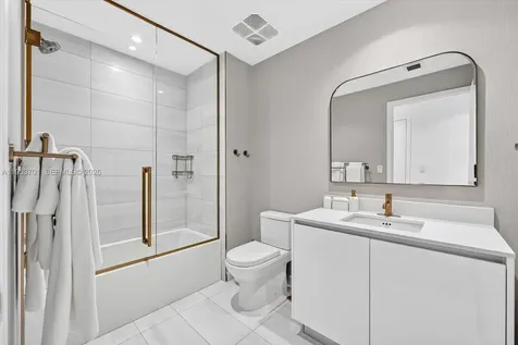 2678 Tigertail Avenue Miami FL 33133
