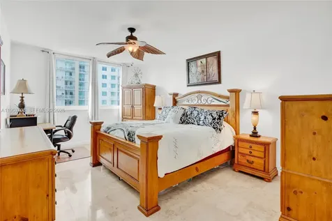 1755 E Hallandale Beach Boulevard Hallandale Beach FL 33009