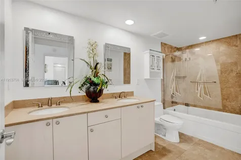 1755 E Hallandale Beach Boulevard Hallandale Beach FL 33009