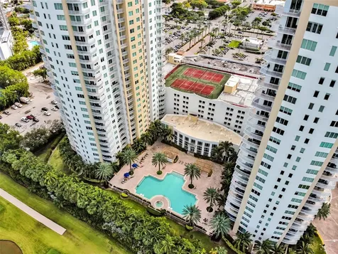 1755 E Hallandale Beach Boulevard Hallandale Beach FL 33009