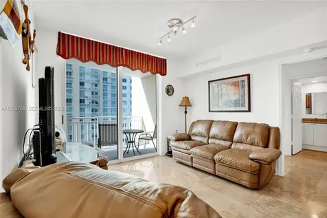 1755 E Hallandale Beach Boulevard Hallandale Beach FL 33009