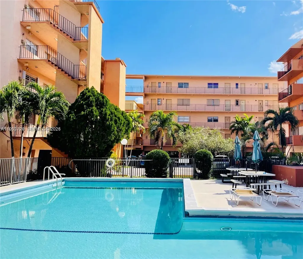 1950 W 54th Street Hialeah FL 33012