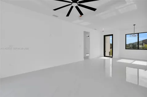 3602 20th Street SW Lehigh Acres FL 33976