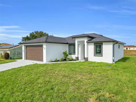 3602 20th Street SW Lehigh Acres FL 33976