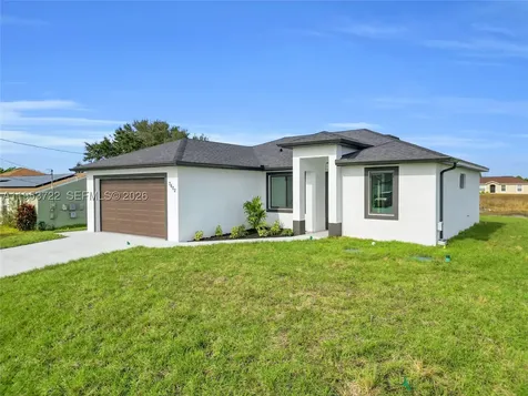 3602 20th Street SW Lehigh Acres FL 33976