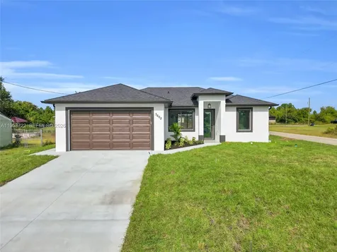 3602 20th Street SW Lehigh Acres FL 33976