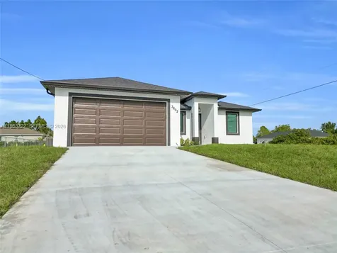 3602 20th Street SW Lehigh Acres FL 33976