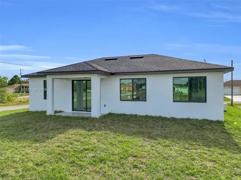 3602 20th Street SW Lehigh Acres FL 33976