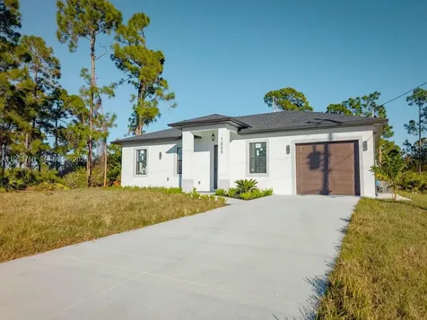 1005 Brenton Avenue Lehigh Acres FL 33974
