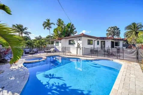 1356 Madison Street Hollywood FL 33019