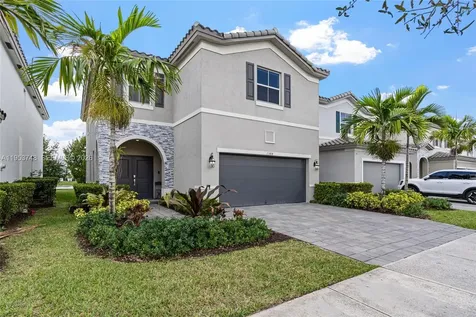 1388 SE 27th Terrace Homestead FL 33035