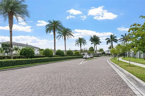 1388 SE 27th Terrace Homestead FL 33035
