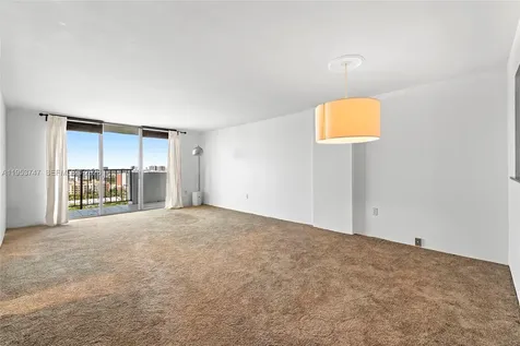2780 NE 183rd Street Aventura FL 33160