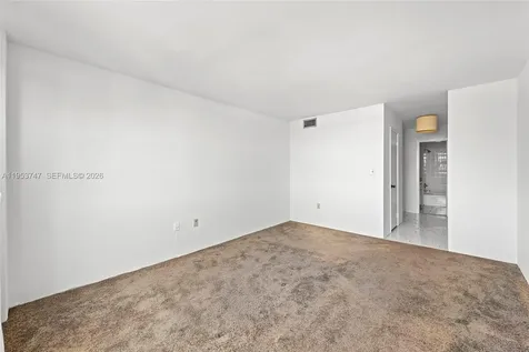 2780 NE 183rd Street Aventura FL 33160